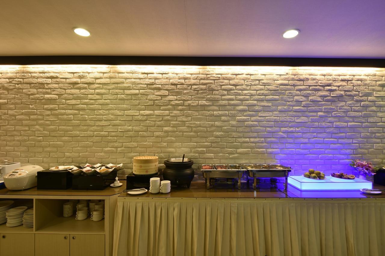 A Casa Hotel Taoyuan Exterior photo
